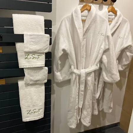 Bed and breakfast La D'hotes Et Sauna